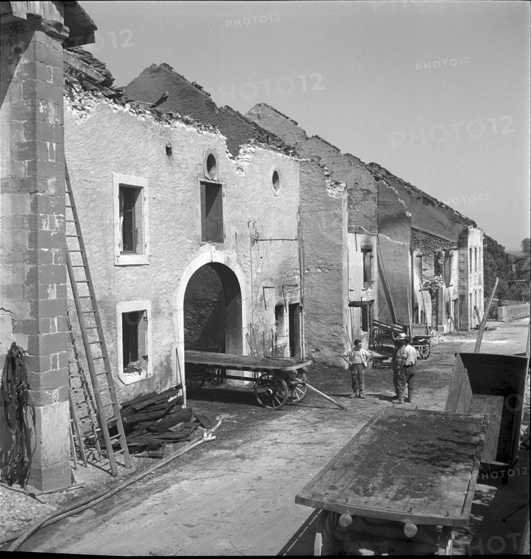 Duillier VD, four buildings burned down, 1949