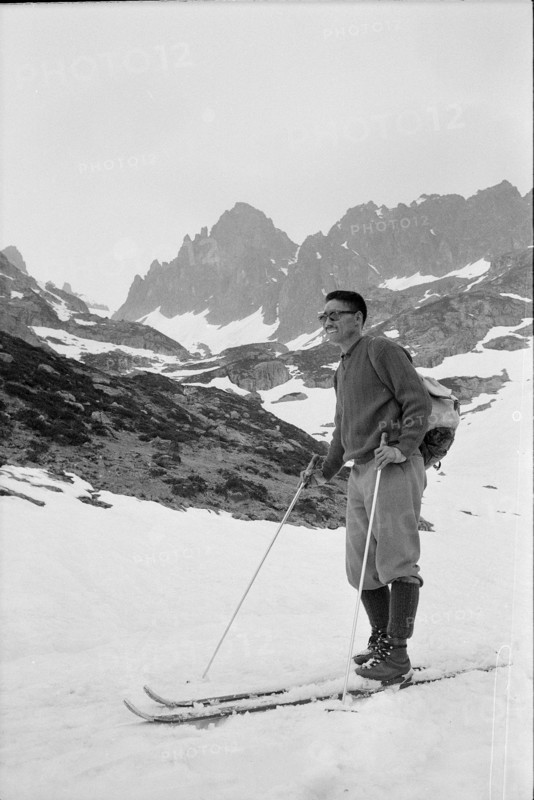 Sherpa Tenzing Norgay skiing in Meiringen 1963