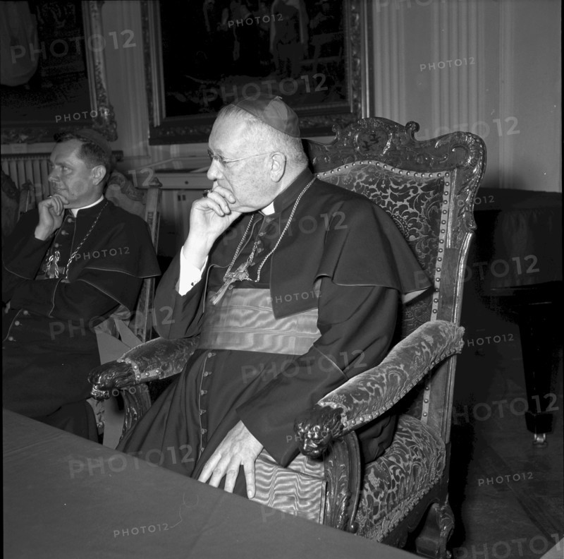Conference of the peace movement Pax Christi with the cardinal of Paris, Eugene Feltin, in Einsiedeln  1954