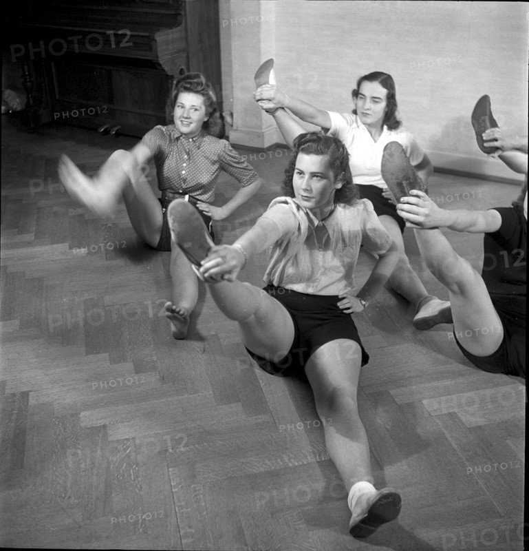 Film and dance studio Doradin in Zurich 1943