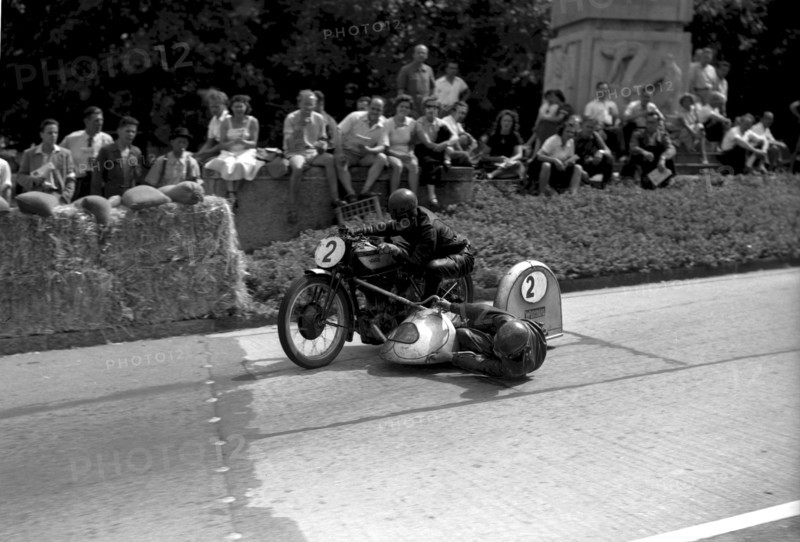 Motorcycle GP of Switzerland Geneva 1950: winner Eric Oliver
