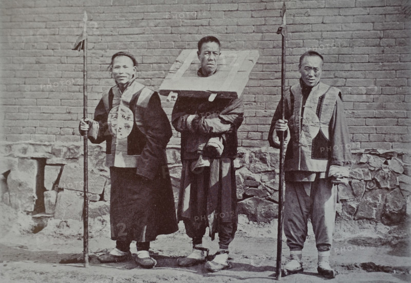 Prisoner in Maimaikai Art album Manchuria Russo-Japanese War 1906