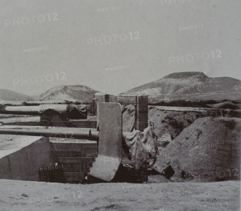 The battery of the Flat Cape with a view of Green Mountain Art album Manchuria Russo-Japanese War 1906