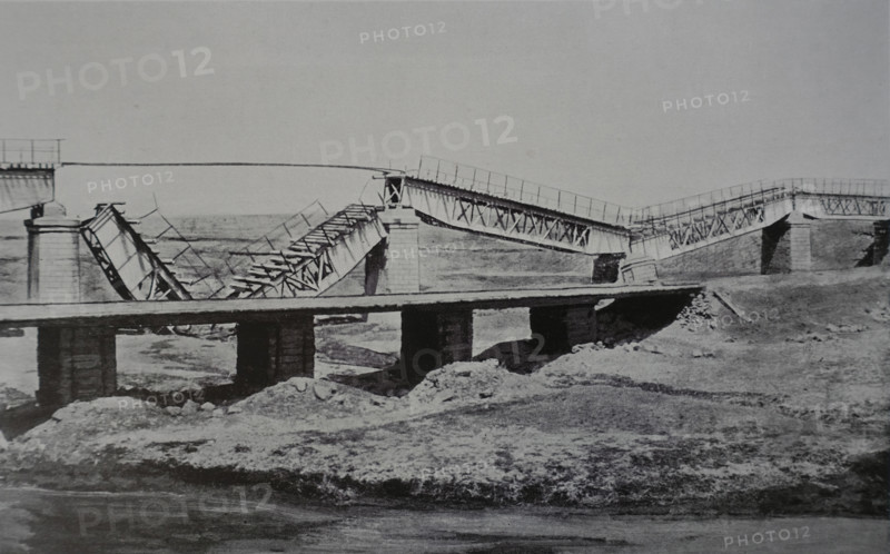 Destroyed bridge Art album Manchuria Russo-Japanese War 1906