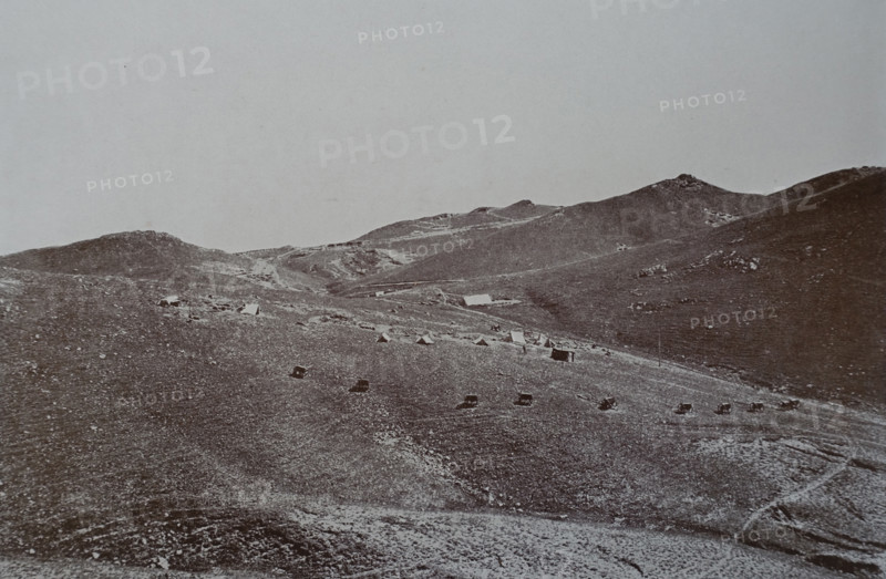 2nd Artillery Division of the 7th Eastern Siberian Artillery Division in position behind a rocky ridge Photo by Captain Pravikov