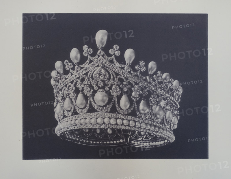 The Imperial Pearl diadem.