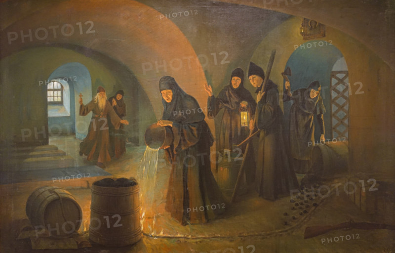 Rescue from the explosion of the Smolensk Cathedral.