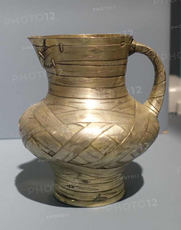 Milk jug.