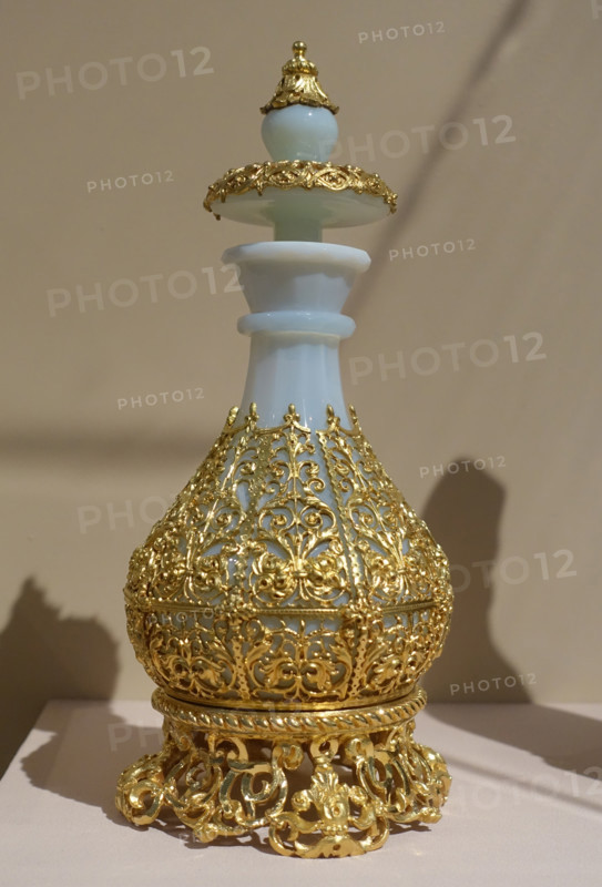 Decanter.