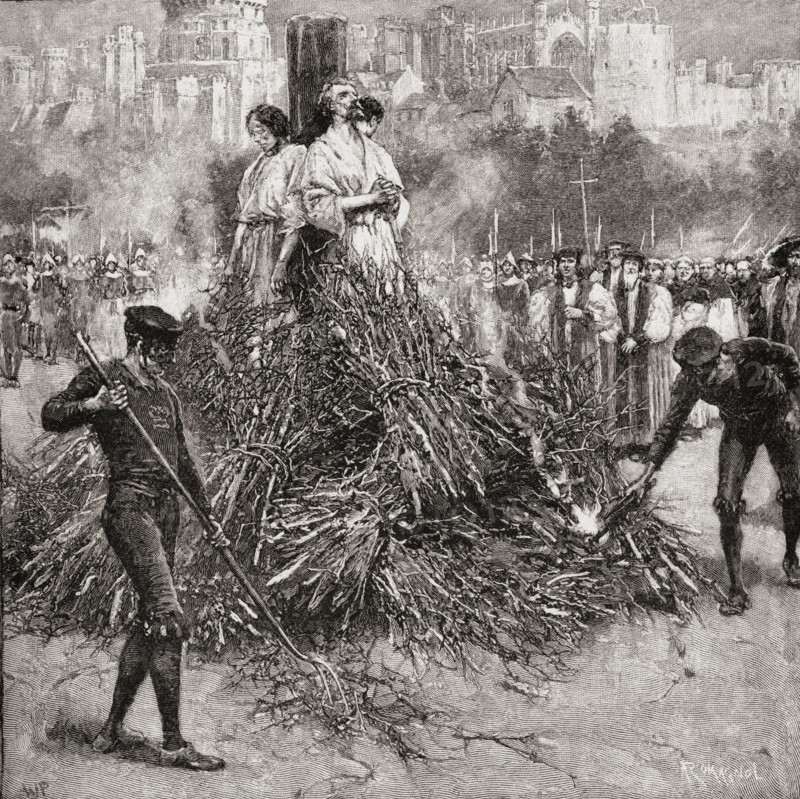 English catholic martyrs burned at stake during reign of Henry VIII.