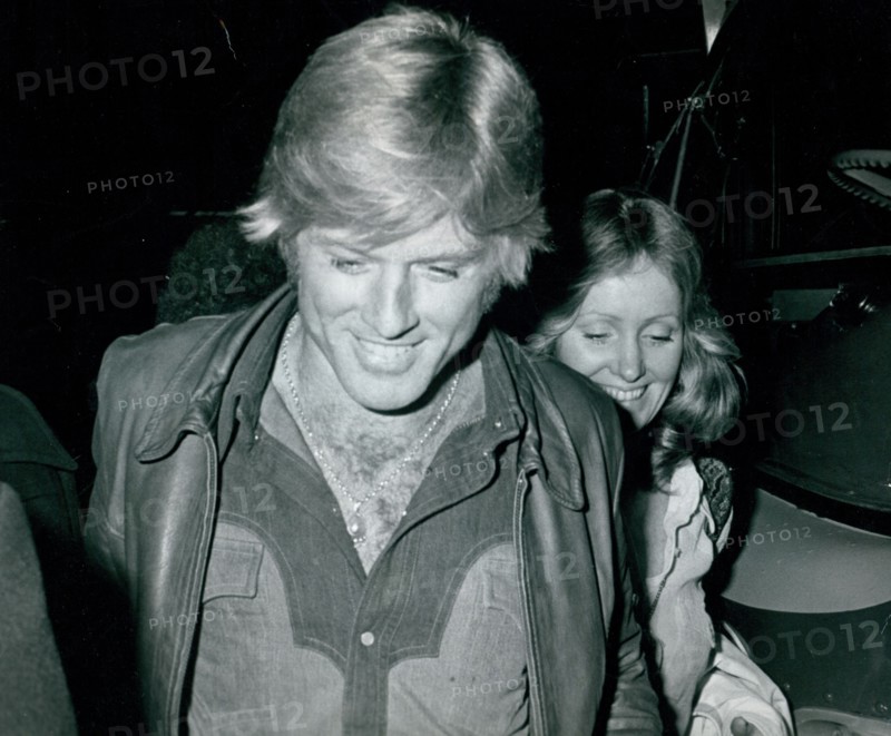 Robert Redford and wife Lola Redford at the premiere for ""Great Waldo Pepper