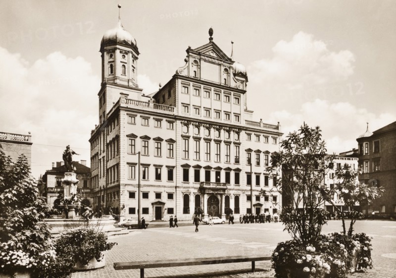 Germany, Augusburg, view of Rathausplatz, 1945 circa