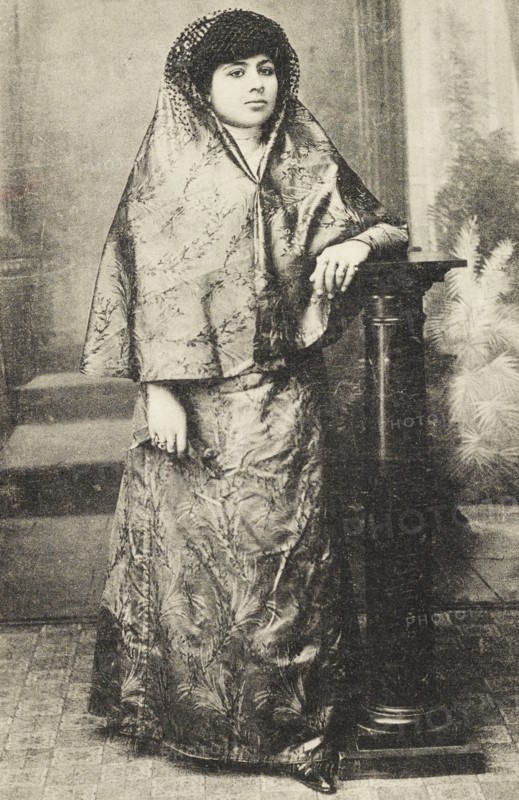 Greece, Muslim Girl in  Thessaloniki, 1910 circa