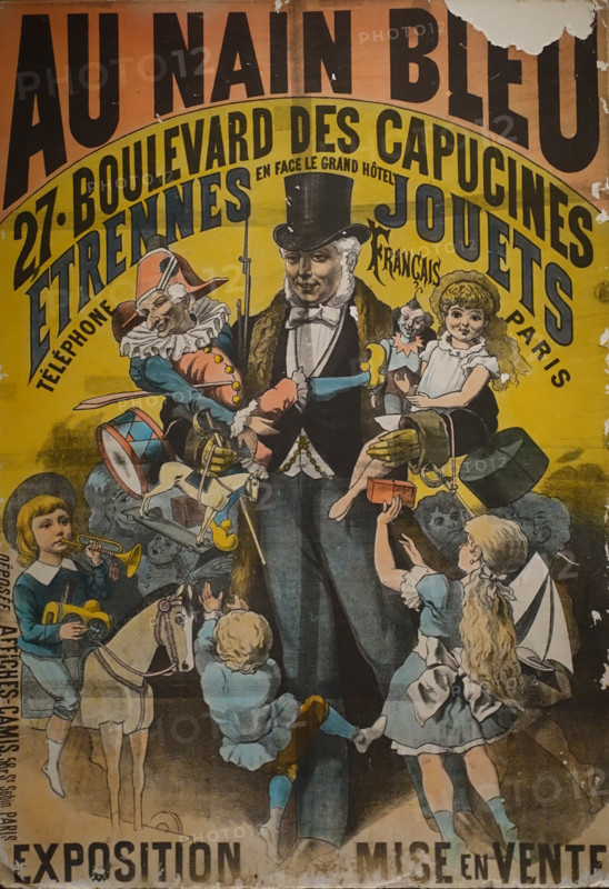 Advertising poster for the Parisian department store 'Au nain bleu' (At the Blue Dwarf)