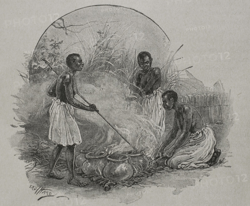 Beer brewing in the Unyamwezi region, Africa. Drawing by Paul Hardy (1862-1942). Photogravure. ""La conquista de Africa"" (The conquest of Africa), by Alfredo Opisso. Volume II. Published in Barcelona (Spain) by Molinas y Maza editores, 1911.