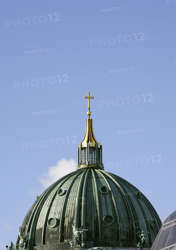 Germany. Berlin Cathedral (Berliner Dom). Temple inaugurated in 1905. It was built by order of Emperor Wilhelm II (1859-1941) between 1894 and 1905, under the direction of German architect Julius Carl Raschdorff (1823-1914). Also known as the Evangelical Supreme Parish and Collegiate Church, it is a monumental German Protestant church and dynastic tomb (House of Hohenzollern). Architectural detail of the dome.