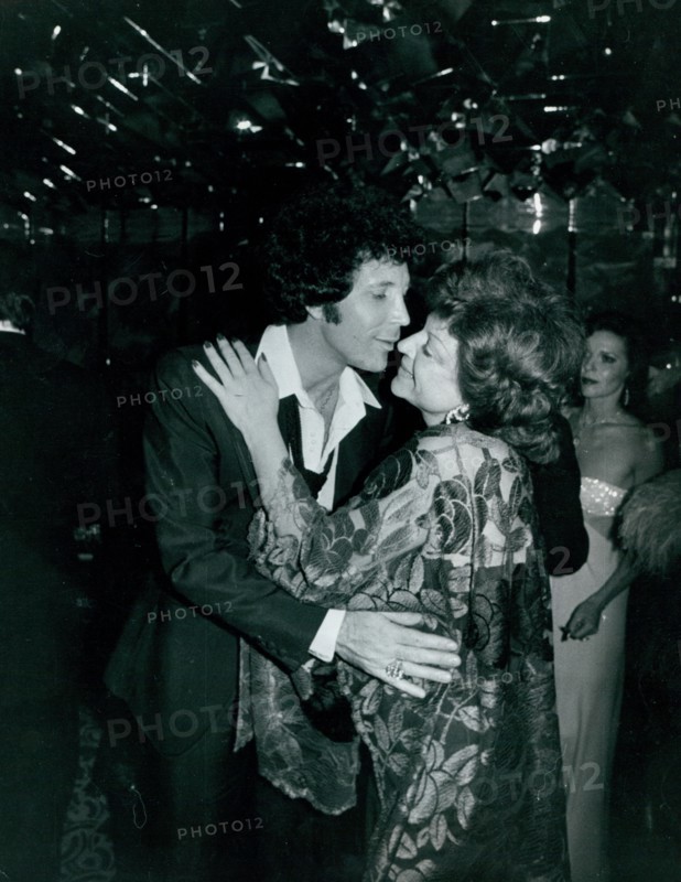 Regine Jones and Tom Jones