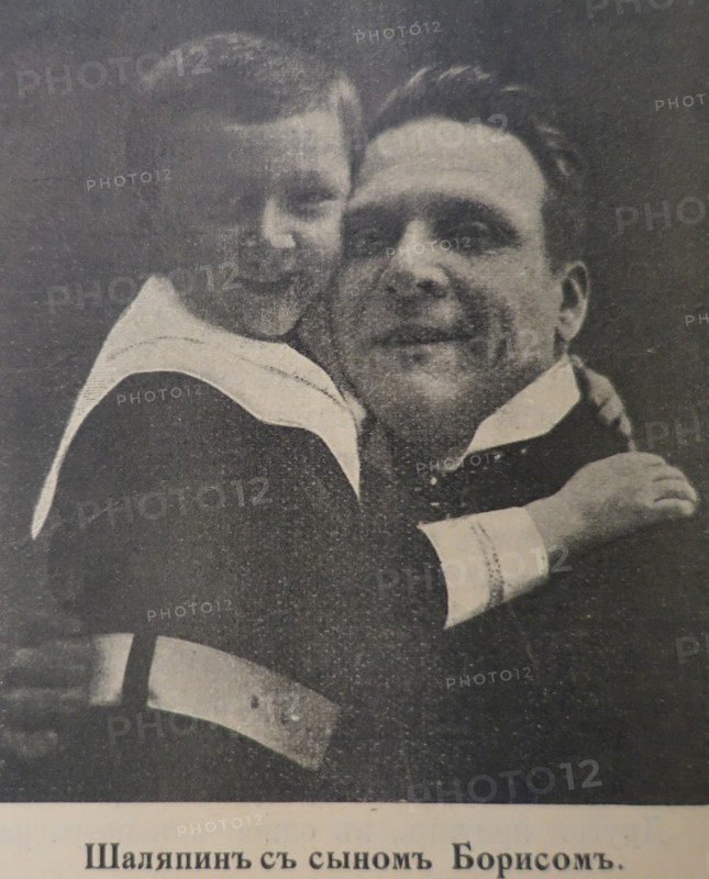 Fyodor Chaliapin with son Boris. 1910s.