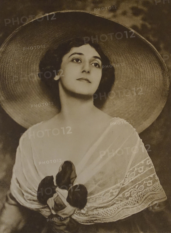 Portrait of Tamara Karsavina (1885-1978)