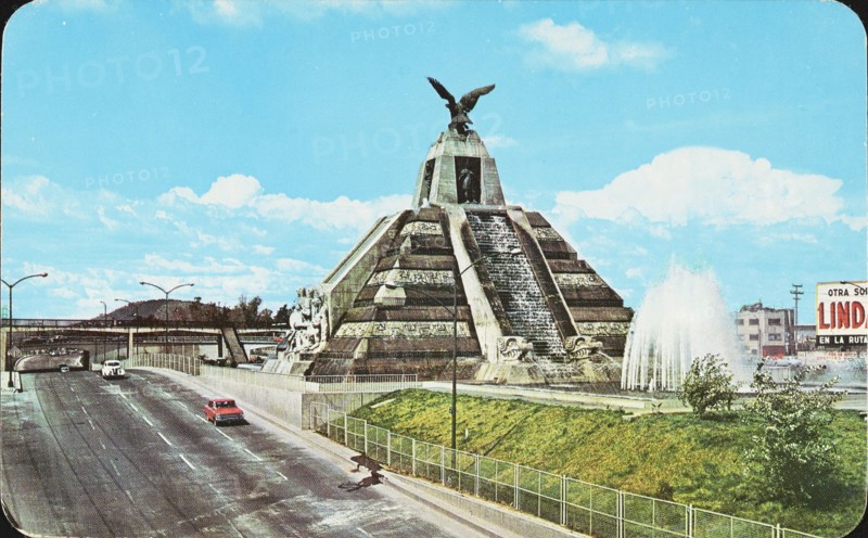 Monumento a la Raza en la Ciudad de Mexico