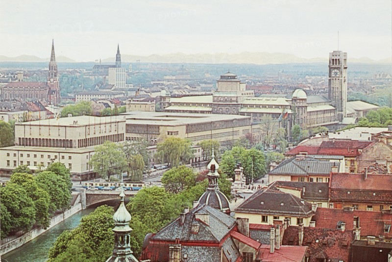 Germany, Munich, Deutsches Museum and Bavarian Alps