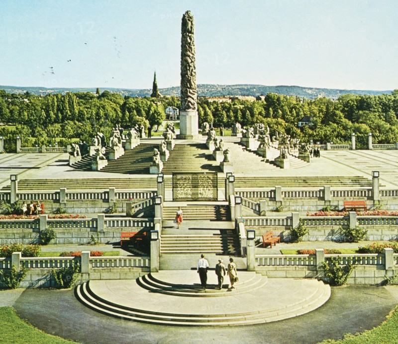 Norway, Oslo, Vigelandsanlegget. The Monolith by artist Vigeland