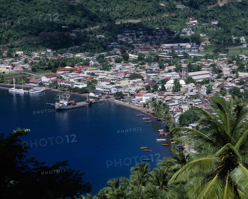 WEST INDIES, St Lucia, Soufriere, Elevated view over town and bay