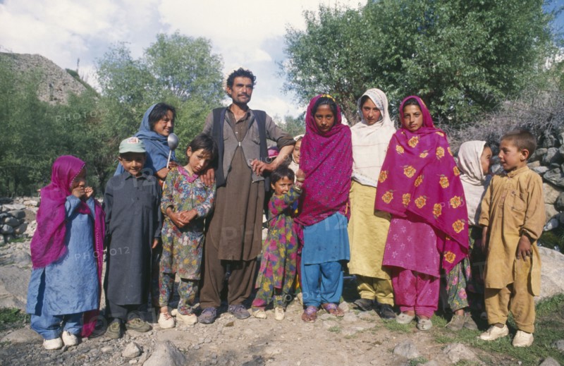 PAKISTAN, North West Frontier Province, Sol Laspur, Ismaili family