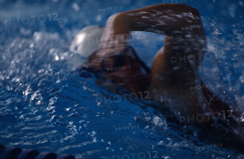 10051186 SPORT Water Sport Swimming Swimmer in freestyle