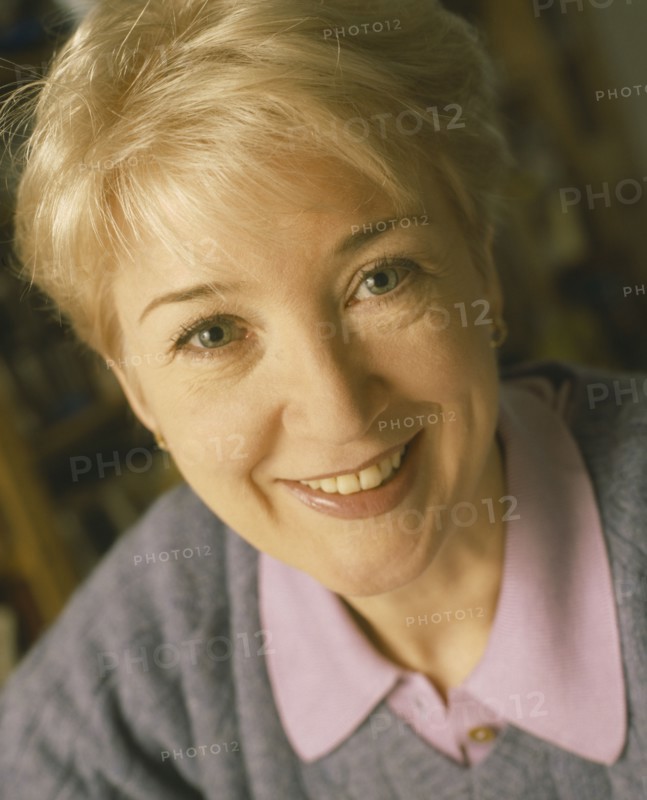 PEOPLE, Women, Portrait of woman smiling.