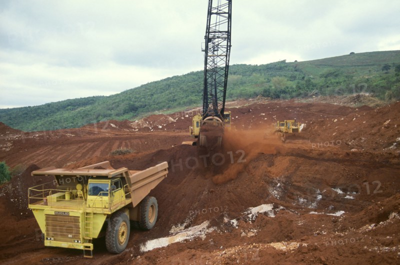 WEST INDIES, Jamaica, Mandeville, Machinery at work in Bauxite mine