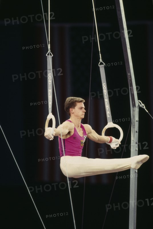 10044922 SPORT  Gymnastics Gymnast Andreas Wecker competing on the rings.