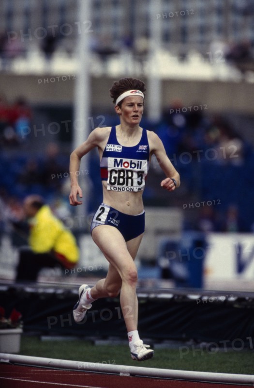 10037075 SPORT Athletics Womens Track Yvonne Murray during the 300 meters at Crystal Palace  Lodon  England 1994.