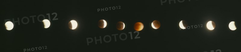 SPACE, Moon, Eclipse, Full eclipse of the moon August 11 1999