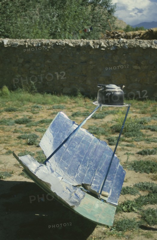 TIBET, Environment, Solar Power, Solar powered Kettle