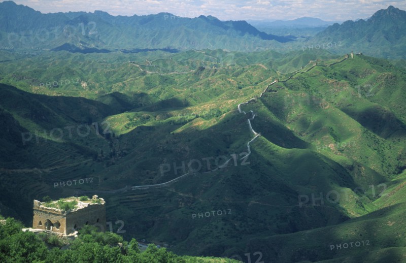 CHINA, Simatai, The Great Wall, View over the wall and surrounding green countryside