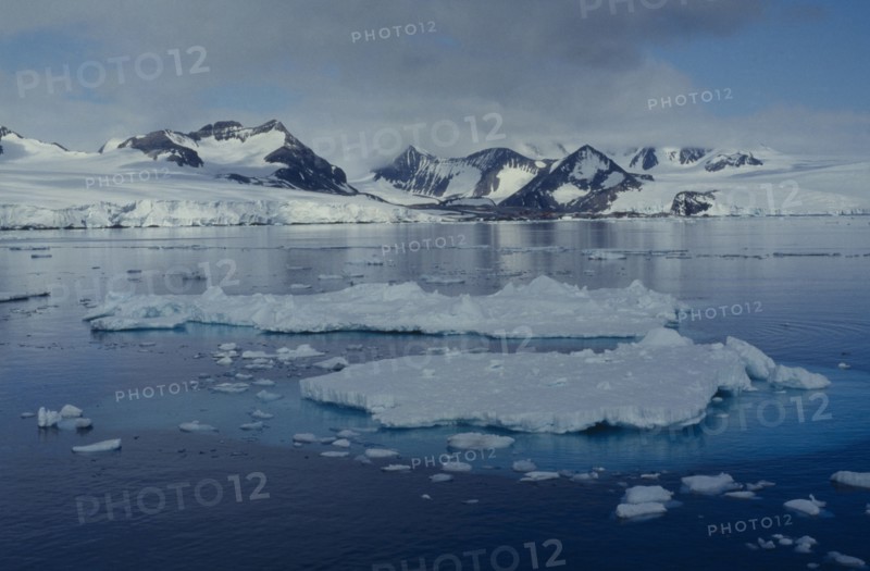 ANTARCTICA, Antarctic sound, Ice landscape.
