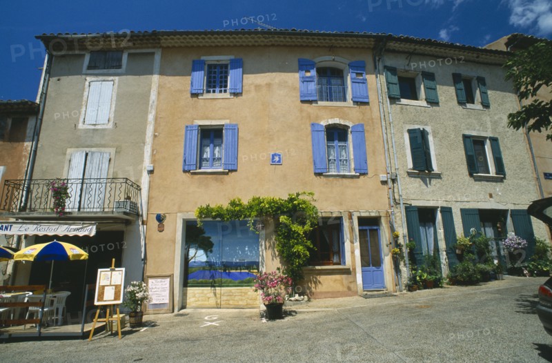FRANCE, Provence, Vaucluse, St.Saturnin les Apt