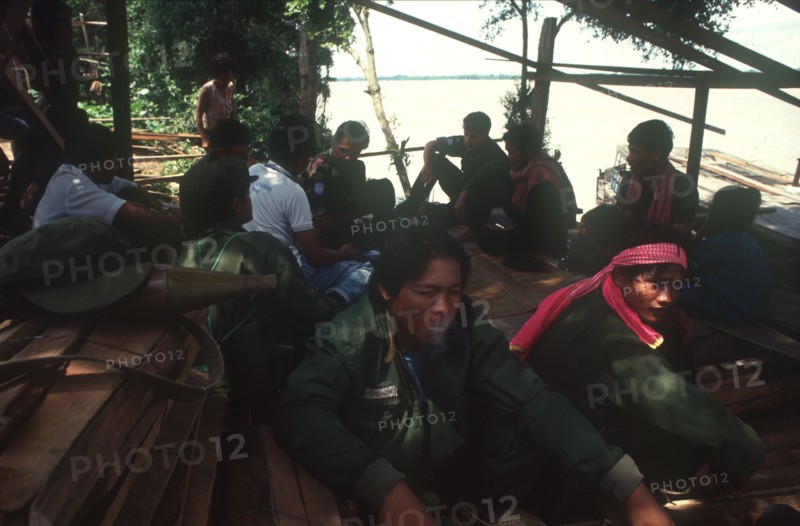 CAMBODIA, Kratie, British UN forces meeting with the Khmer Rouge south of Kratie.