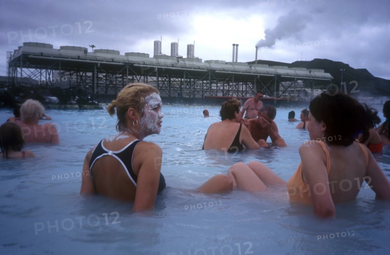 ICELAND, Gullbringu, Reykjanes Peninsula, Bathers in the Svartsengi thermal power station Blue Lagoon