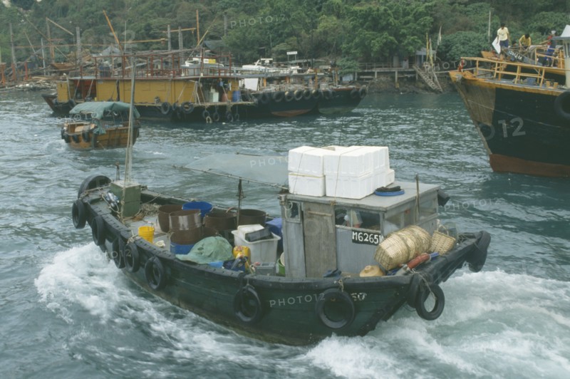 HONG KONG, Aberdeen Harbour, Motorized sanpan