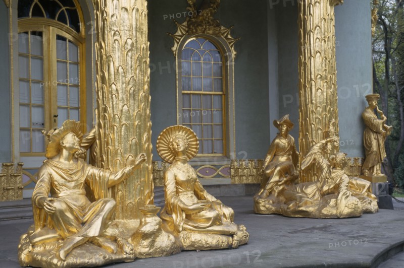 GERMANY, Brandenburg  , Potsdam, Sanssouci Palace Chinese Tea house. Golden statues