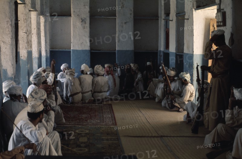 OMAN, People, Men, Gathering of tribal leaders