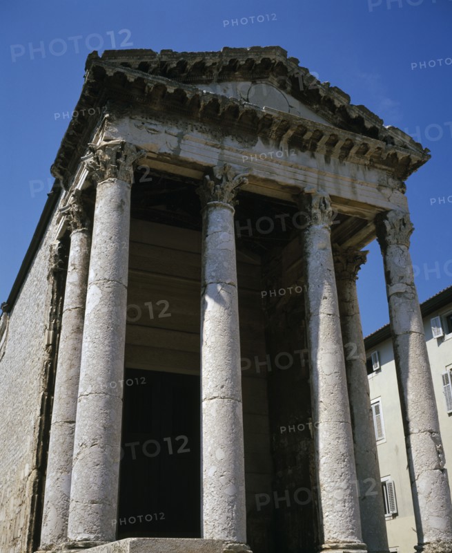 CROATIA, Istria, Pula, Columned facade of the Temple of Romae and Augustus which stands on the site of the former Roman Forum