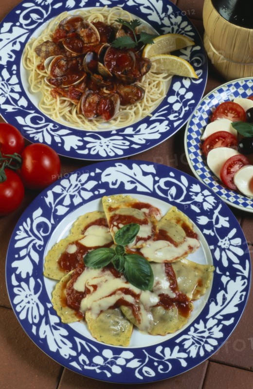 ITALY, Food, "Spaghetti with clams, ravioli and Insalata Caprese"