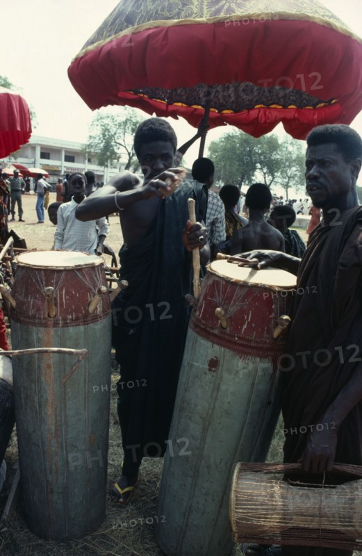 GHANA, Music, Traditional drummers