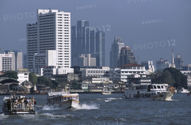 THAILAND, South, Bangkok, Crowded ferries on the Chao Phraya river