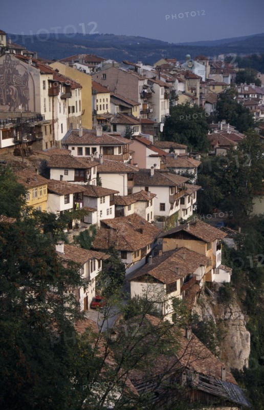 BULGARIA, Veliko Tarnovo, Old hill town houses
