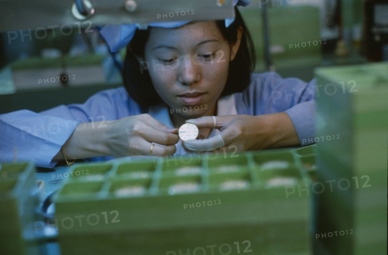 HONG KONG, Industry, Worker in a watch factory