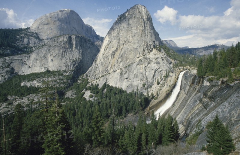 USA, California, Yosemite National Park, View of Nevada Falls with Half Dome in the background seen from the John Muir Trail